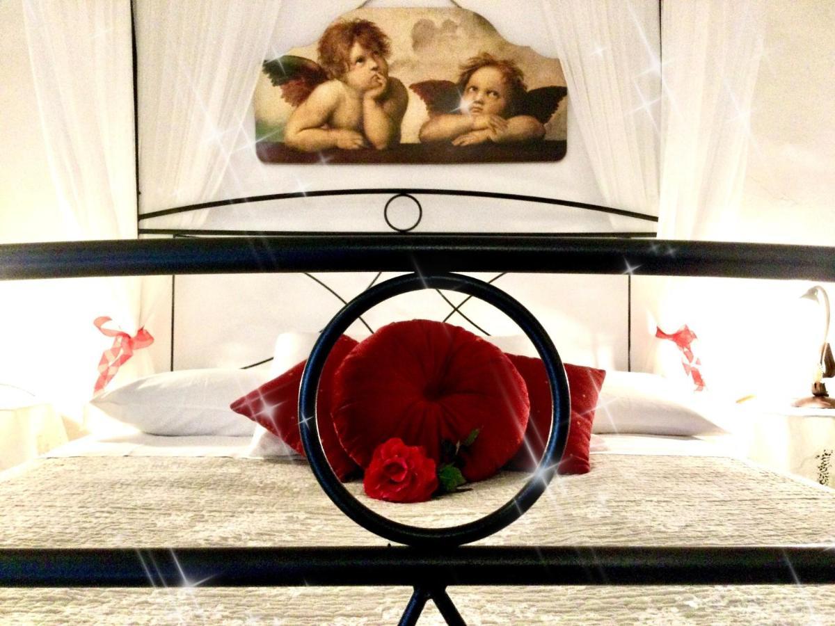 Mirella Bed & Breakfast 2*