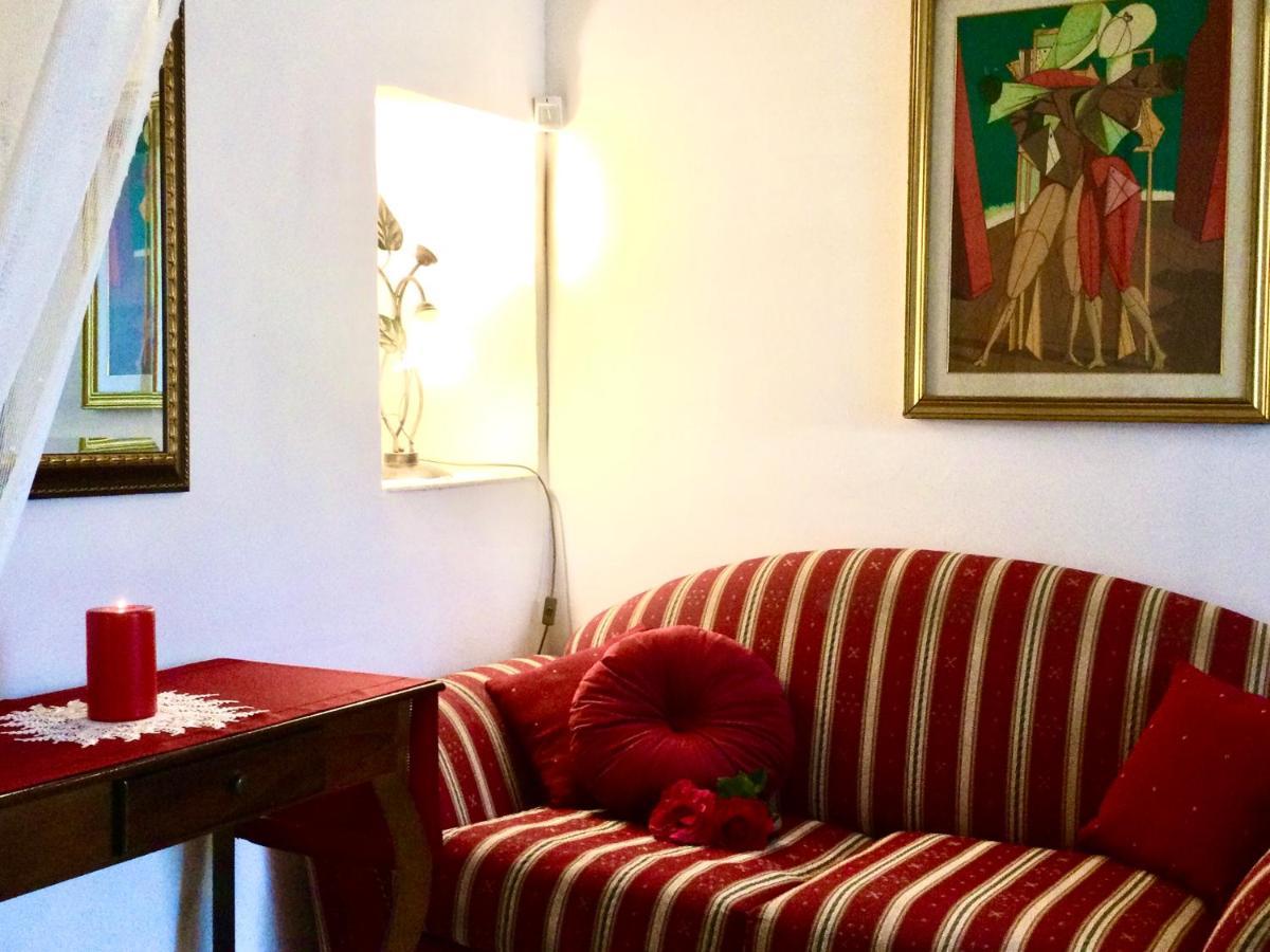 Bed & Breakfast Mirella 2*