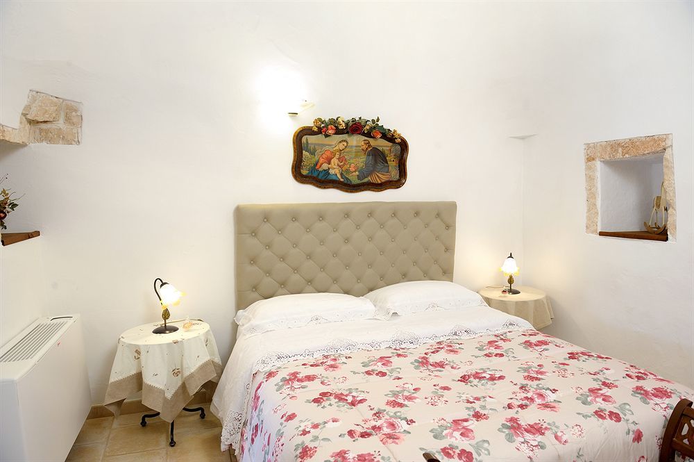 Mirella Charming 2* Alberobello
