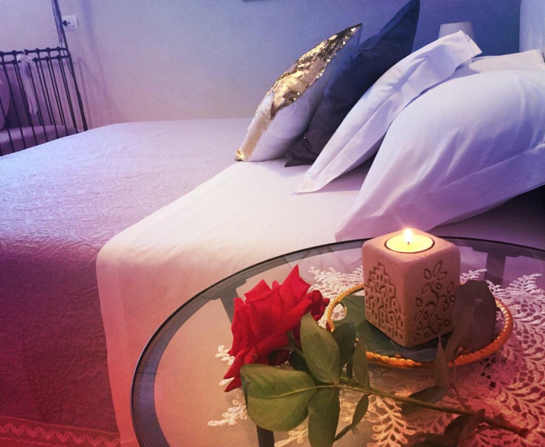 Mirella Charming Bed & Breakfast 2*